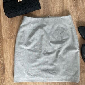 H&M L.O.G.G Light Grey Skirt Size 2 | Classic Neutral Wardrobe Staple